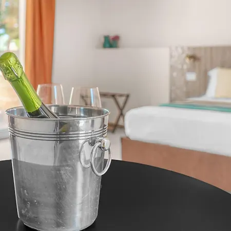 Sabhe Hotell 4*