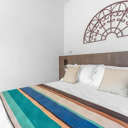 Sabhé Hotel 4*