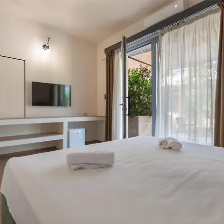 Sabhé Hotel 4*