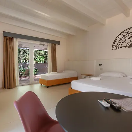 Sabhé Hotel 4*